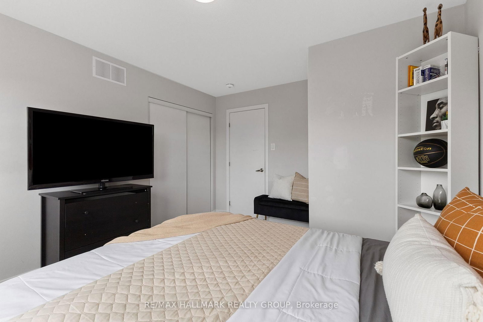 1015 Cottontail Walk - Photo 22