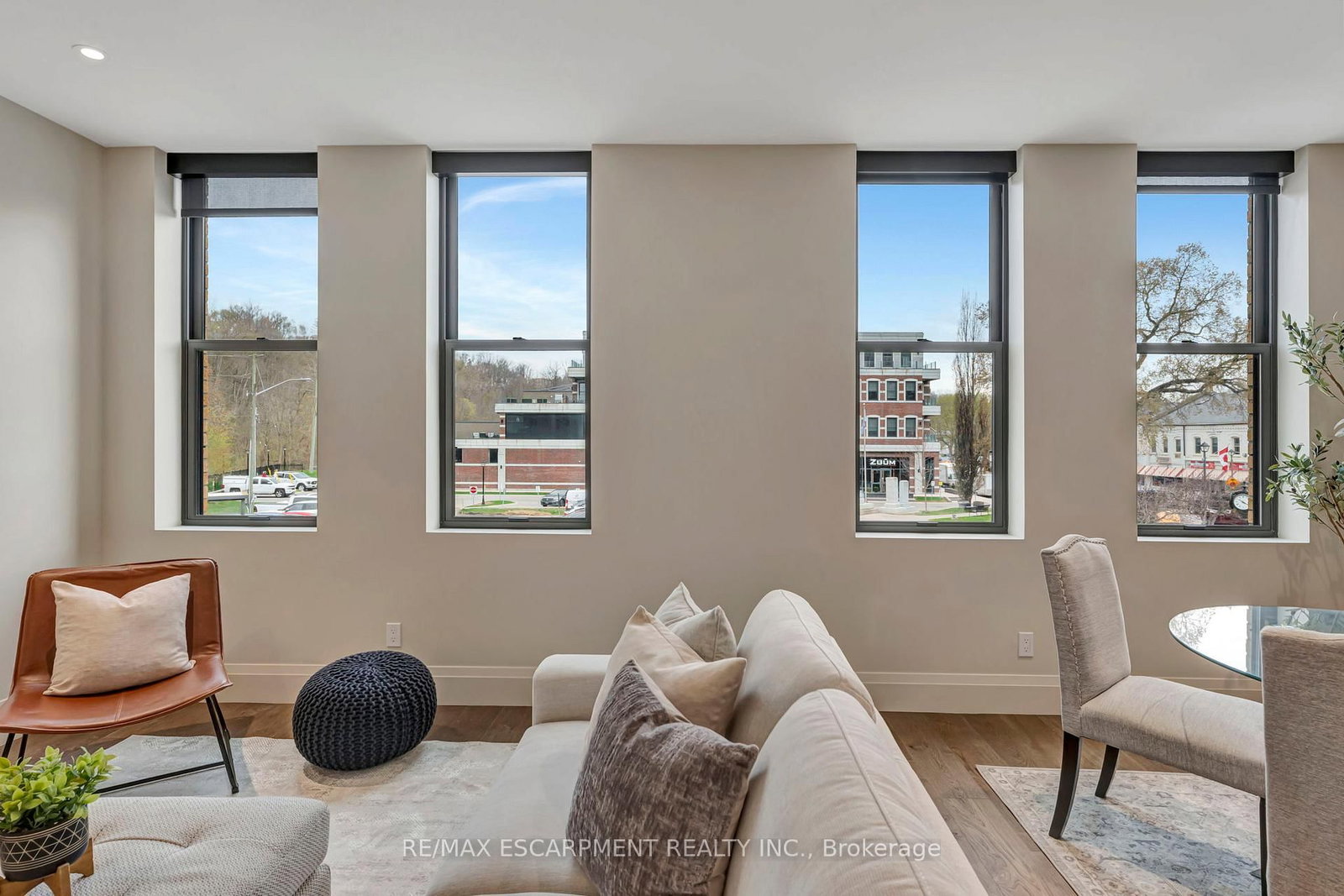 7 Grand River Street N, Unit 202 - Photo 13