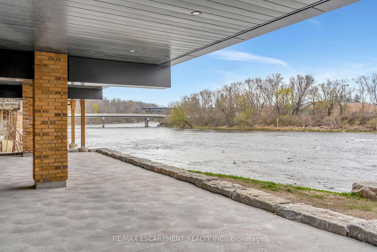 7 Grand River Street N, Unit 202 - Photo 20