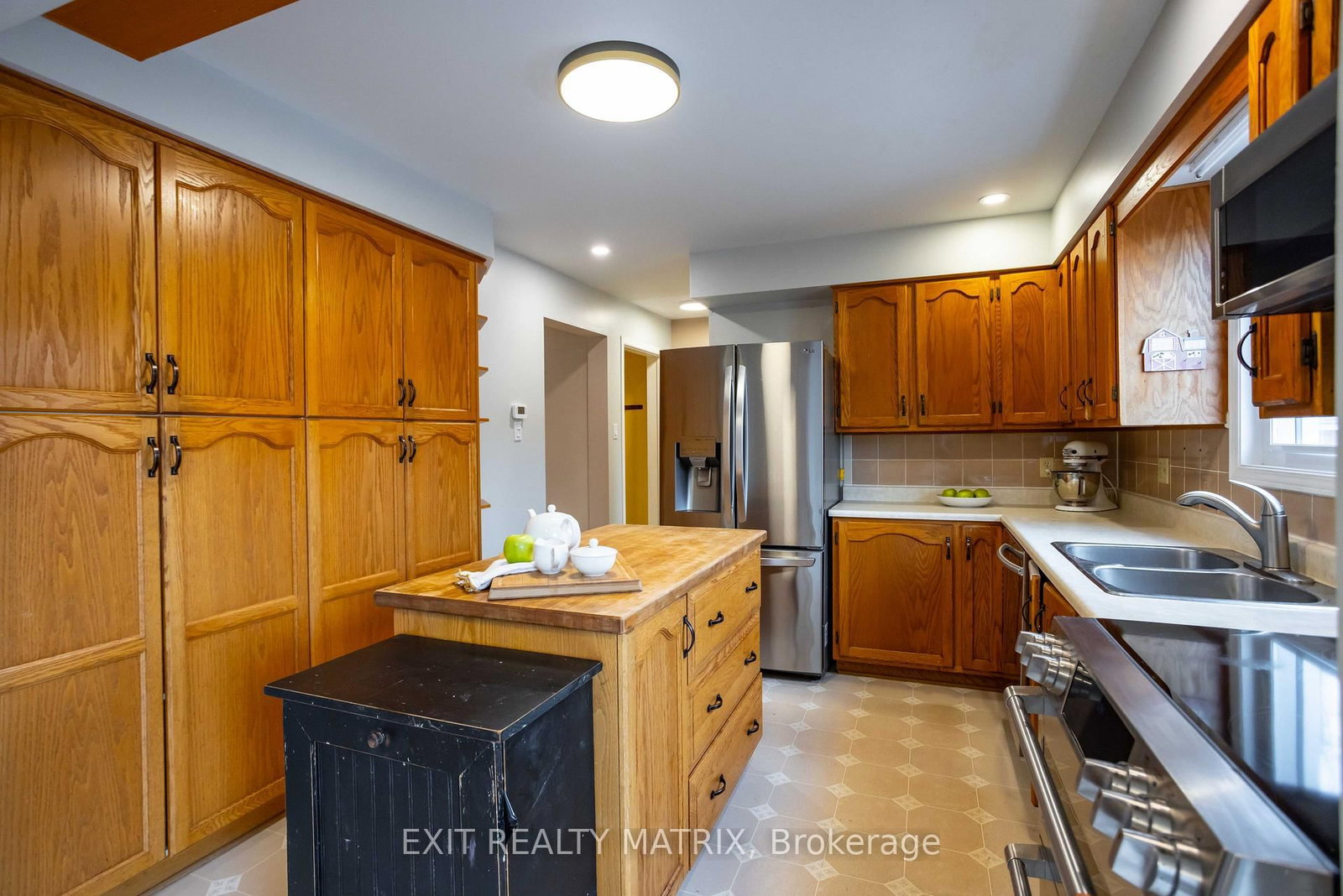 Detached House for sale at 95 Castlebeau Street, Russell, Ontario, K0A 1W0 - Embrun - MLS: X13013352