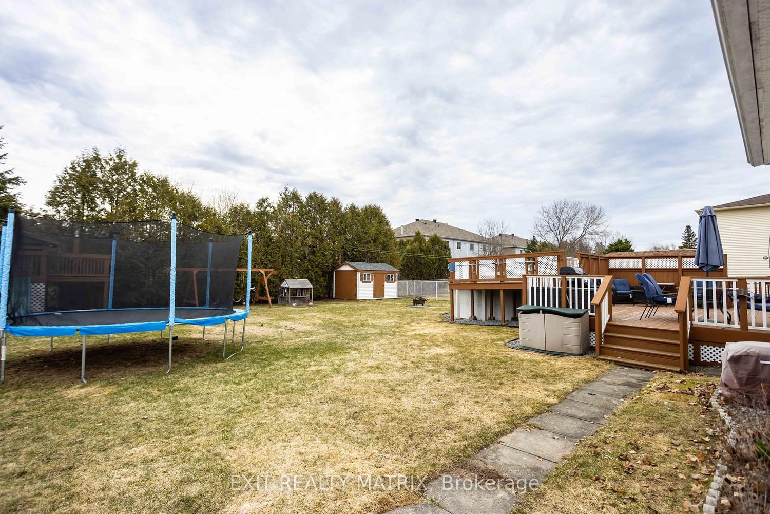 Detached House for sale at 95 Castlebeau Street, Russell, Ontario, K0A 1W0 - Embrun - MLS: X13013352