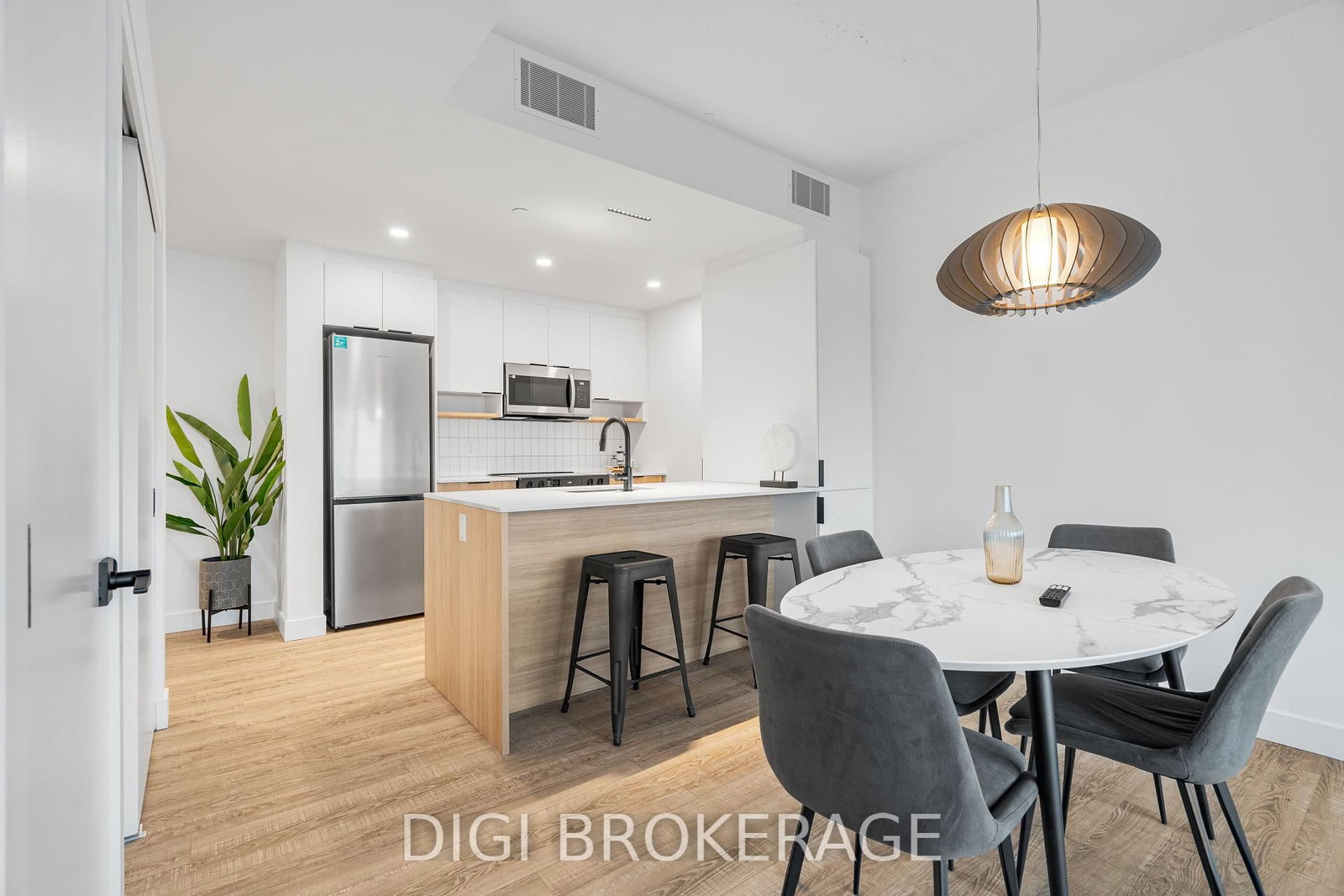 1240 Cummings Avenue, Unit 2804 - Photo 2