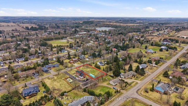 10 Orangeville Street