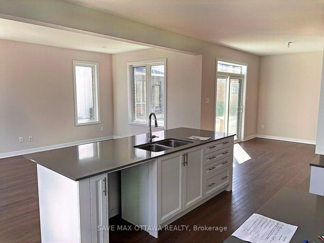 207 Conservancy Drive N