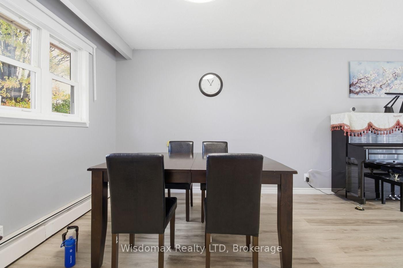 3384 BAKER Crescent - Photo 10