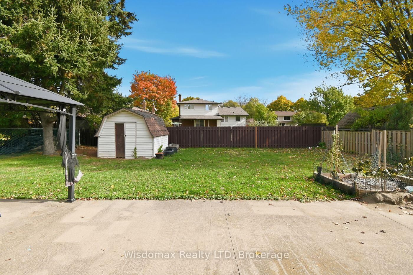 3384 BAKER Crescent - Photo 16