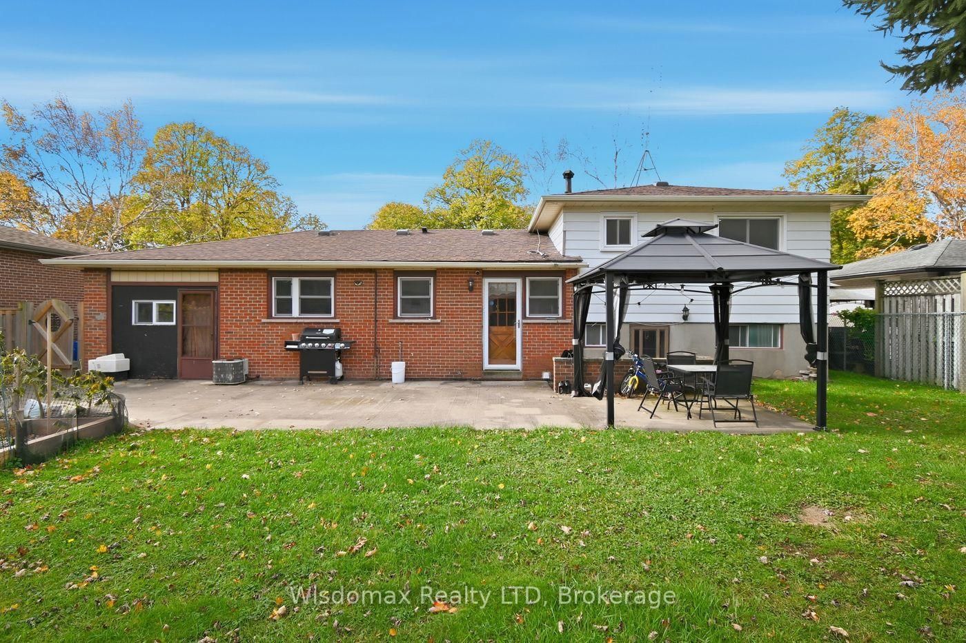 3384 BAKER Crescent - Photo 37