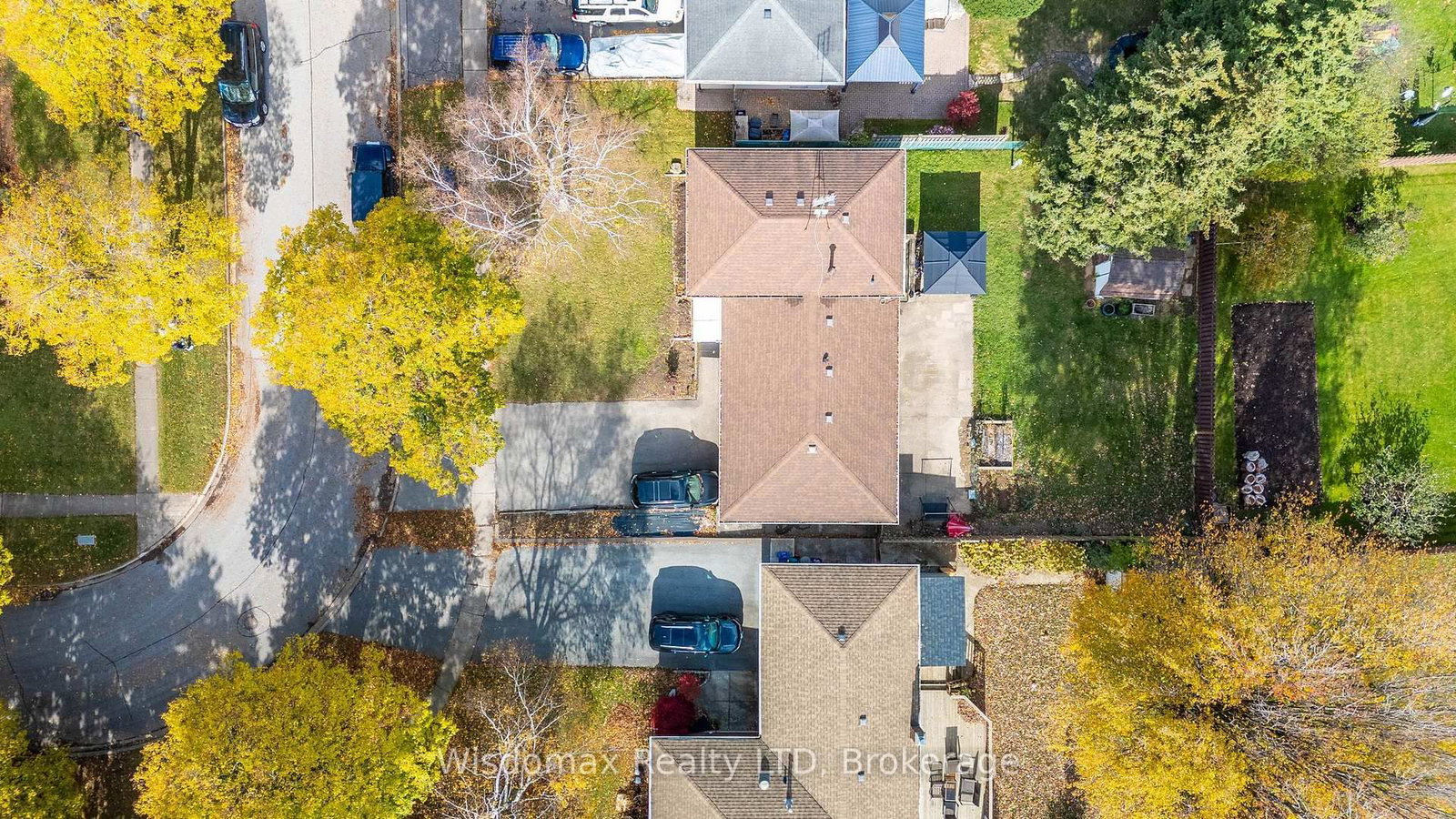 3384 BAKER Crescent - Photo 44