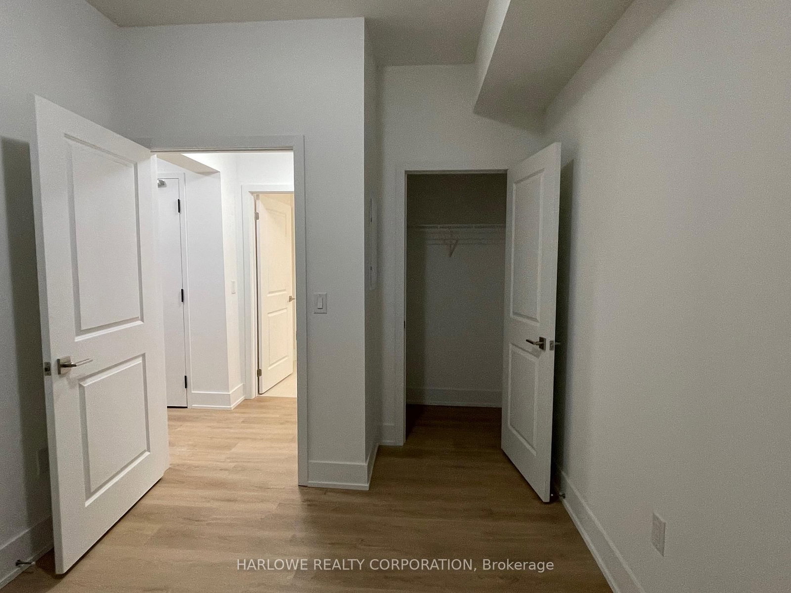 206 King Street W, Unit 711 - Photo 11