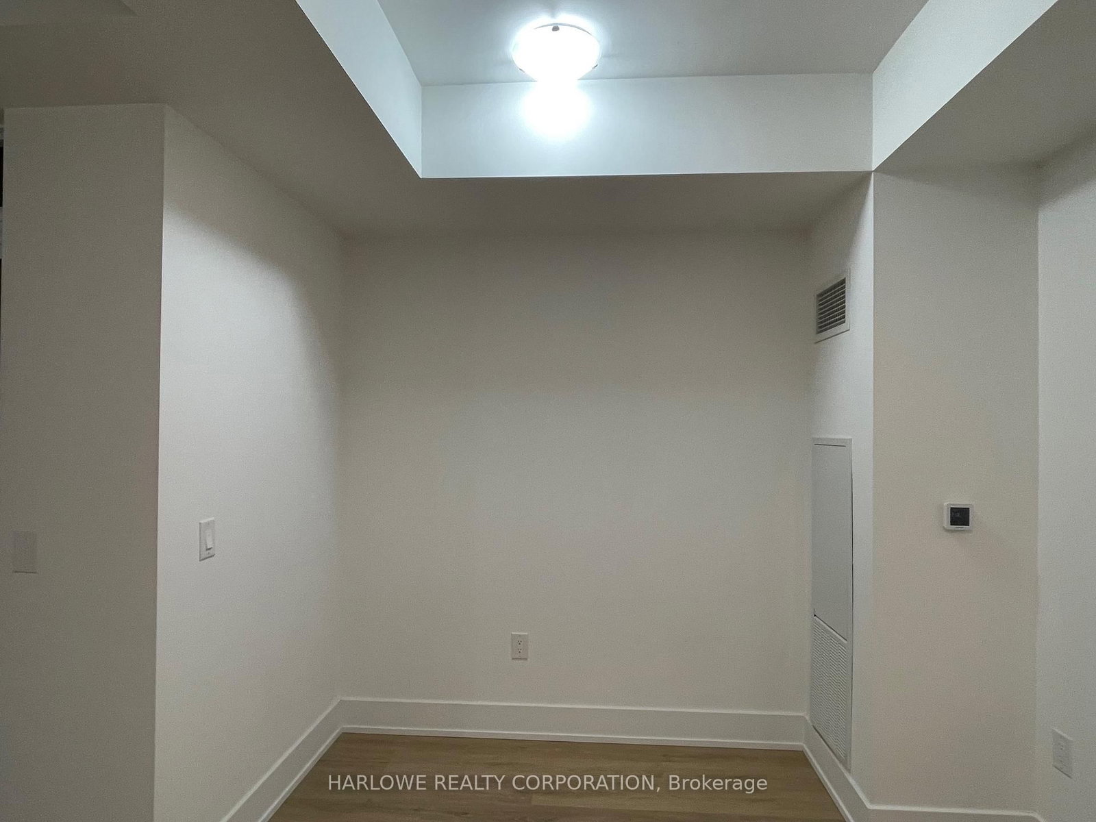 206 King Street W, Unit 711 - Photo 7