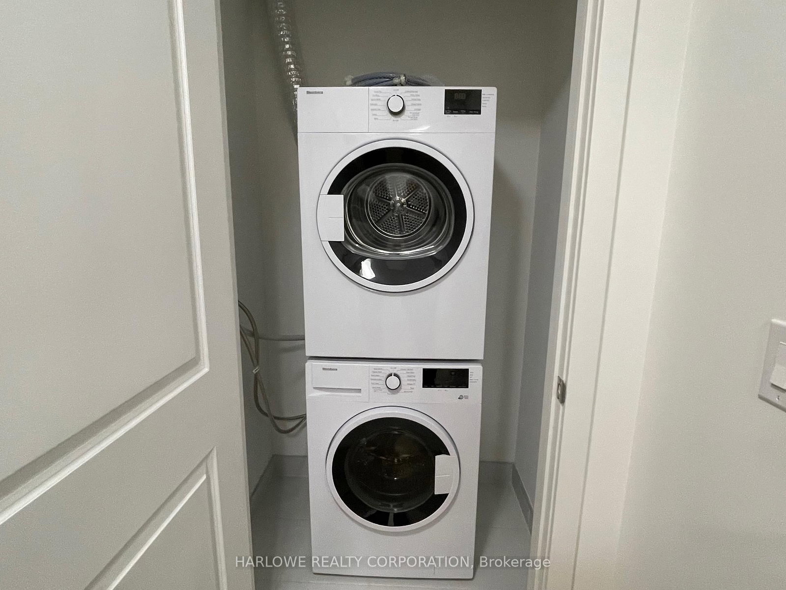 206 King Street W, Unit 711 - Photo 9