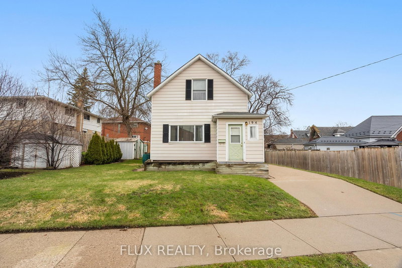 194 Moore Ave S, Waterloo, N2J 1X8 | Image 2