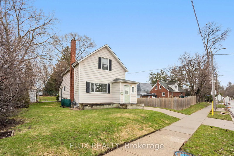 194 Moore Ave S, Waterloo, N2J 1X8 | Image 3