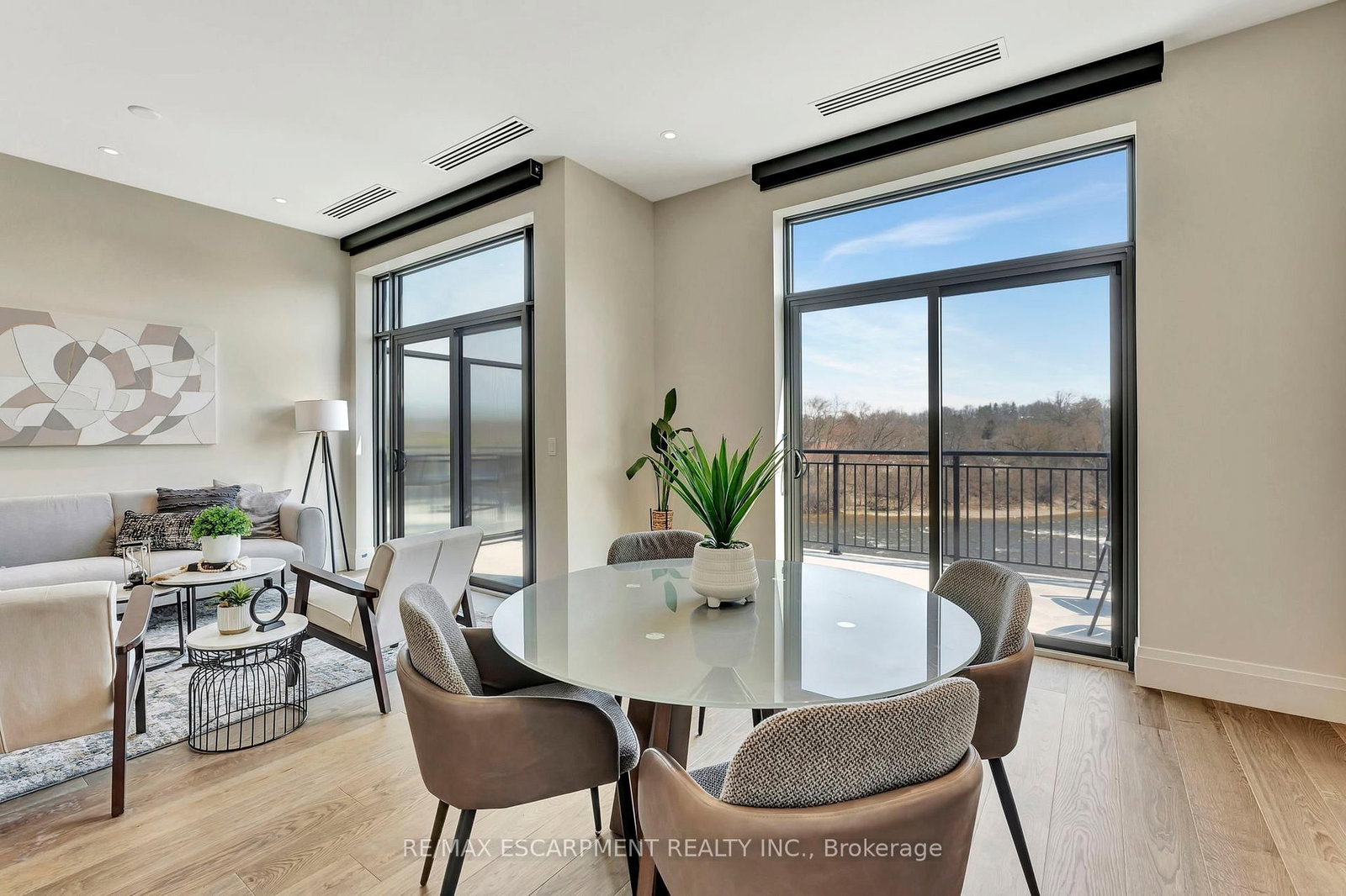 7 Grand River Street N, Unit 302 - Photo 16