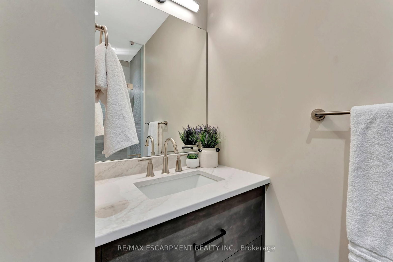 7 Grand River Street N, Unit 302 - Photo 18