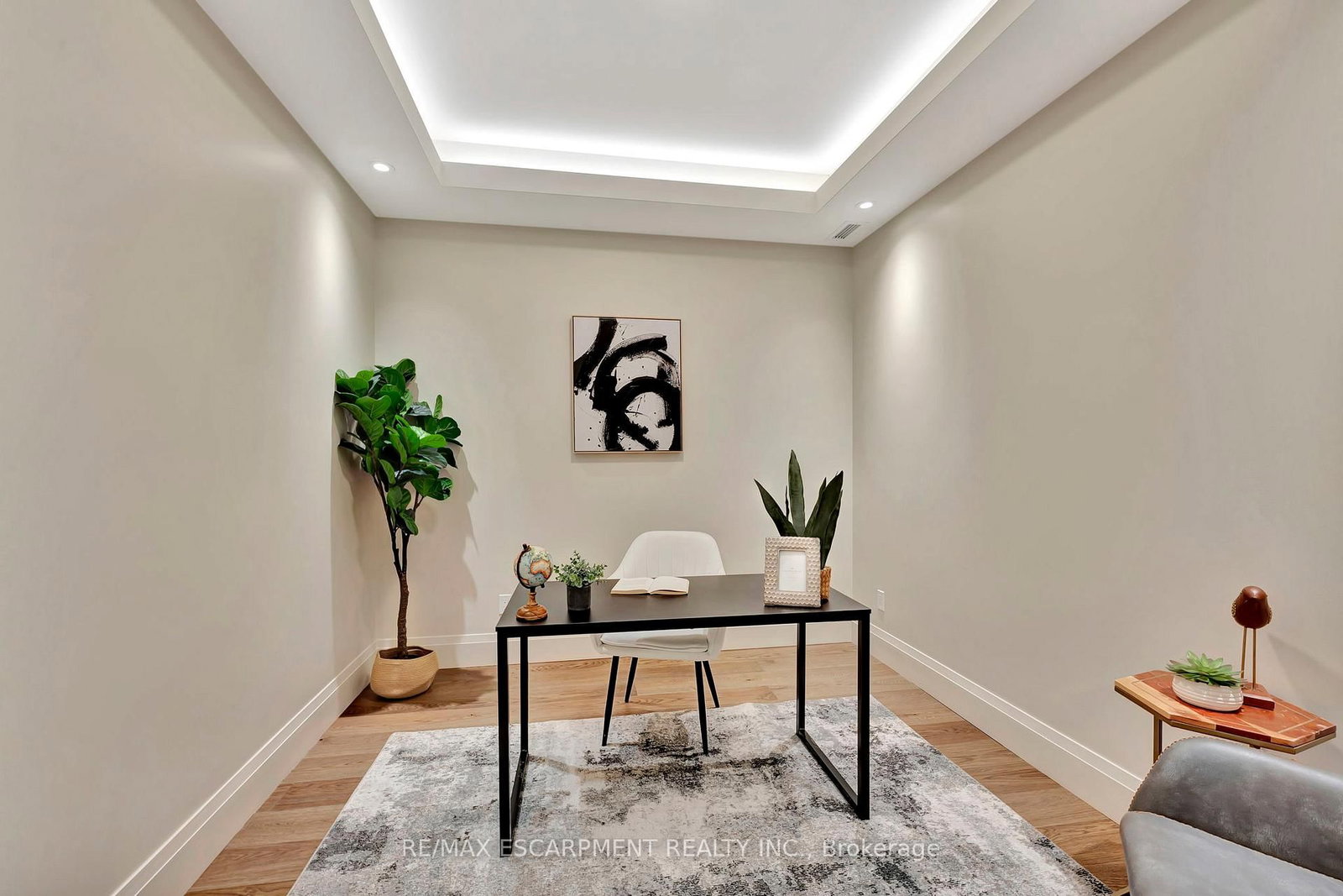 7 Grand River Street N, Unit 302 - Photo 23