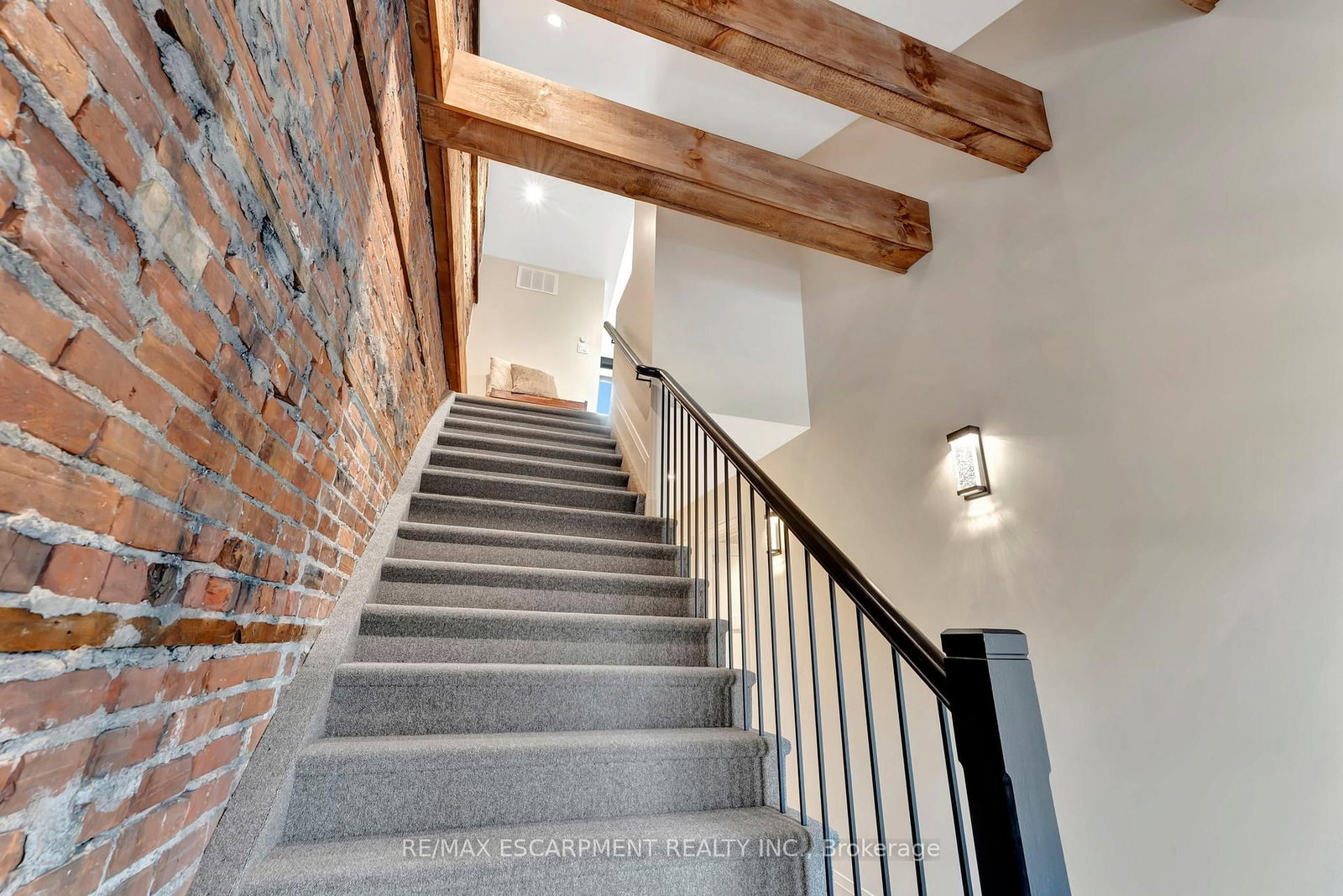 7 Grand River Street N, Unit 204 - Photo 29