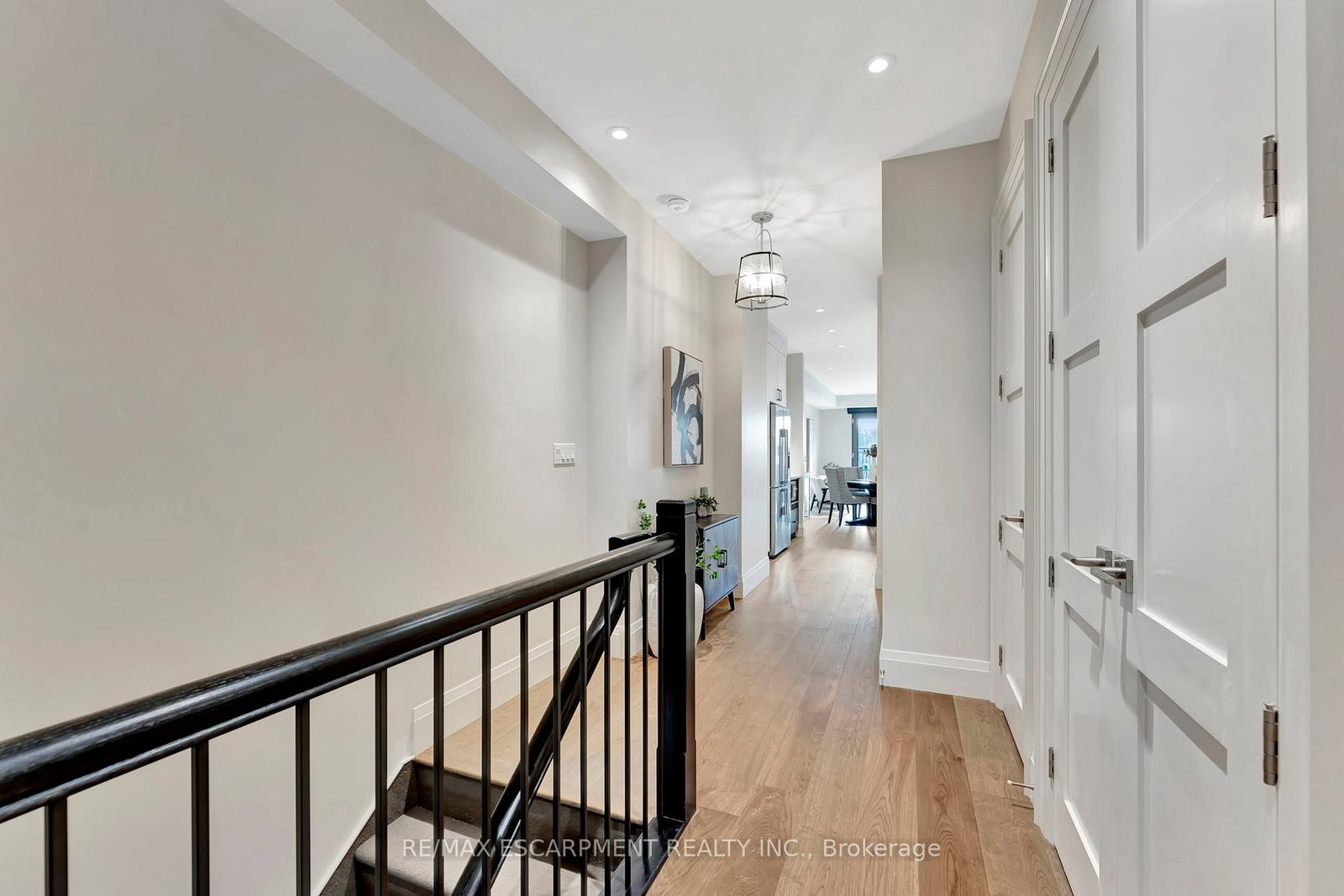 7 Grand River Street N, Unit 204 - Photo 4