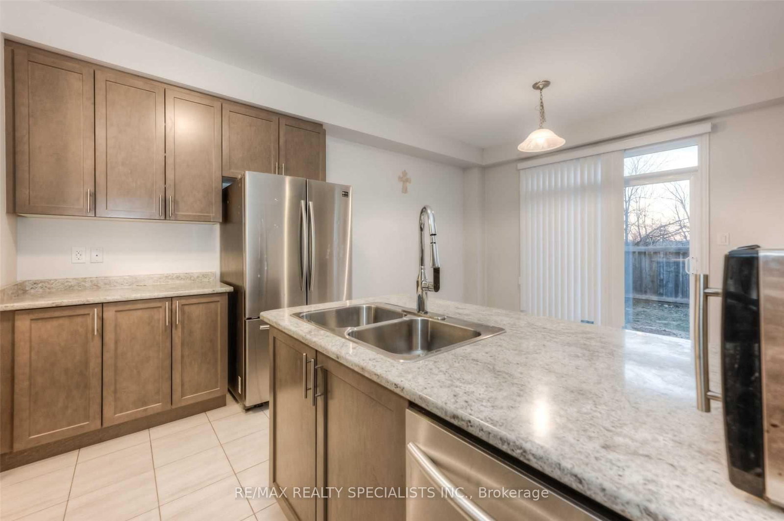 516 Linden Drive, Unit Upper - Photo 14