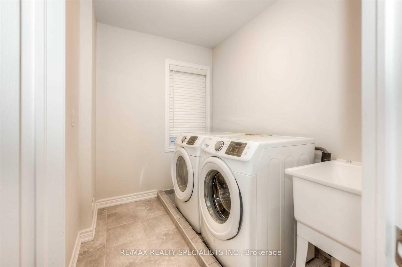 516 Linden Drive, Unit Upper - Photo 18