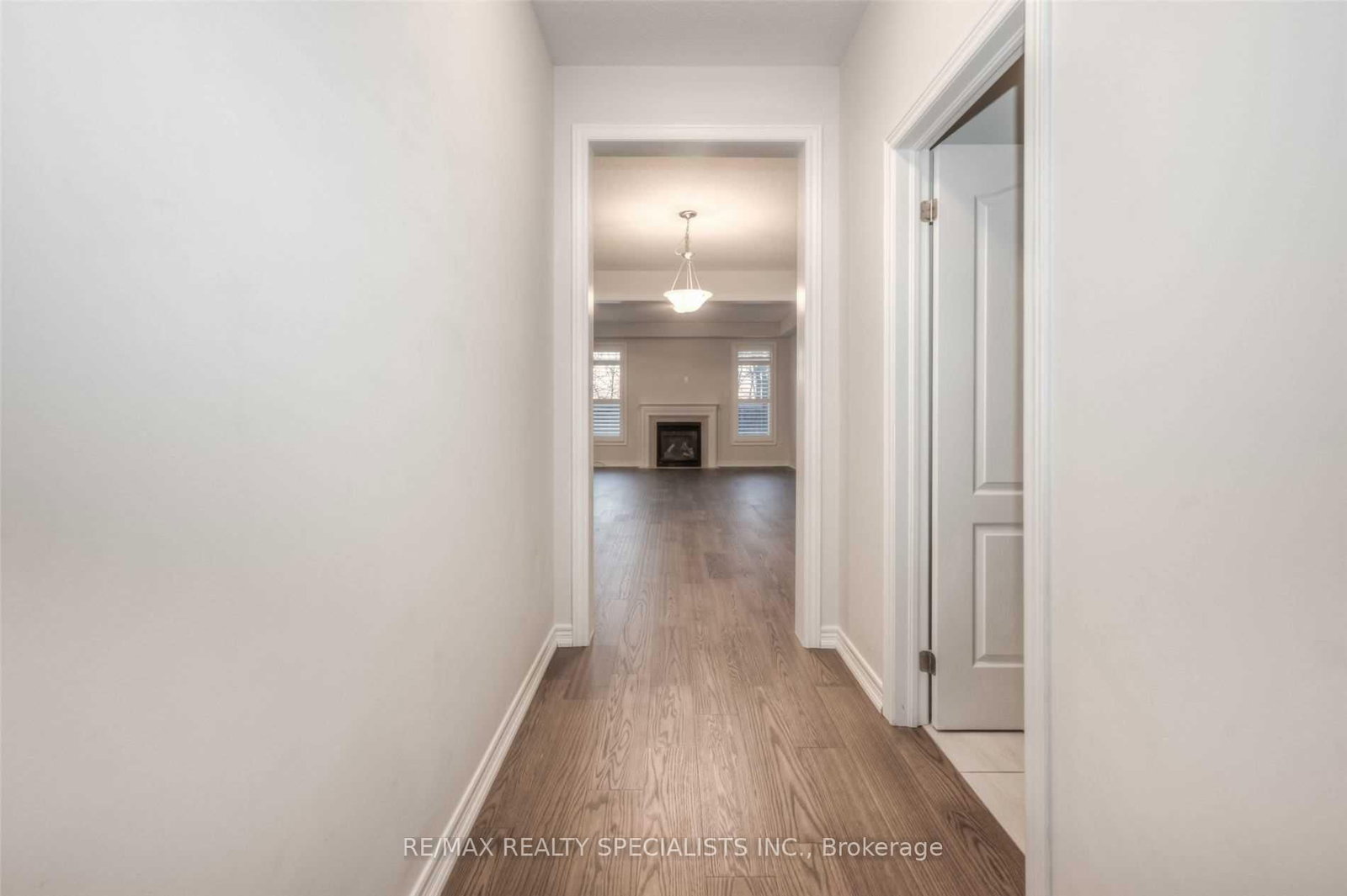 516 Linden Drive, Unit Upper - Photo 2