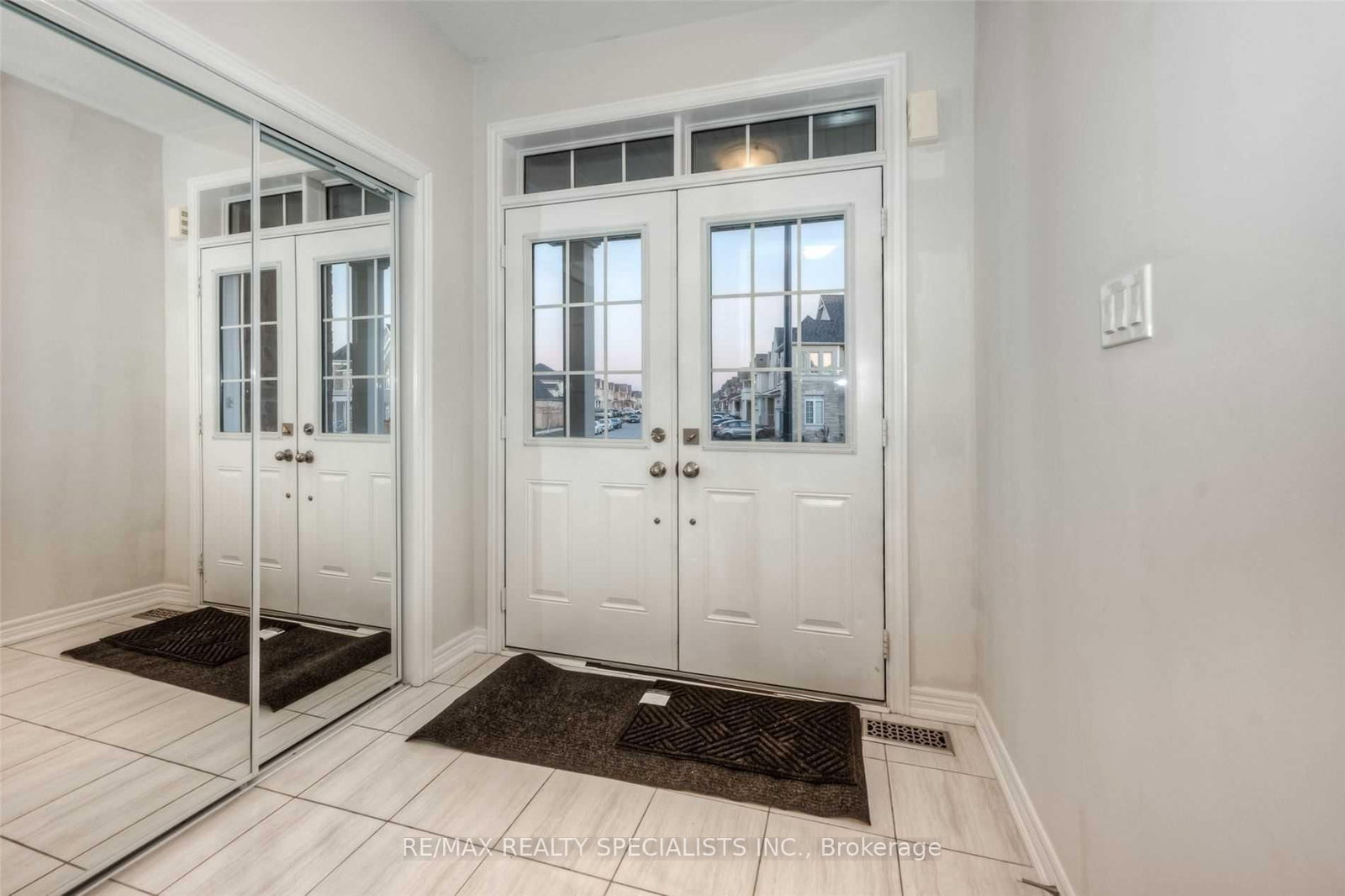 516 Linden Drive, Unit Upper - Photo 26