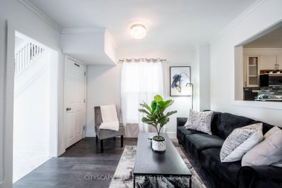 5073 Kitchener Street — photo 6