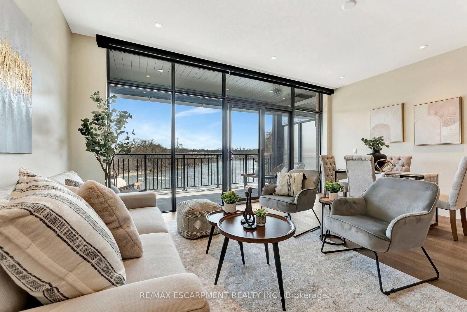 7 Grand River Street N, Unit 203 - Photo 12