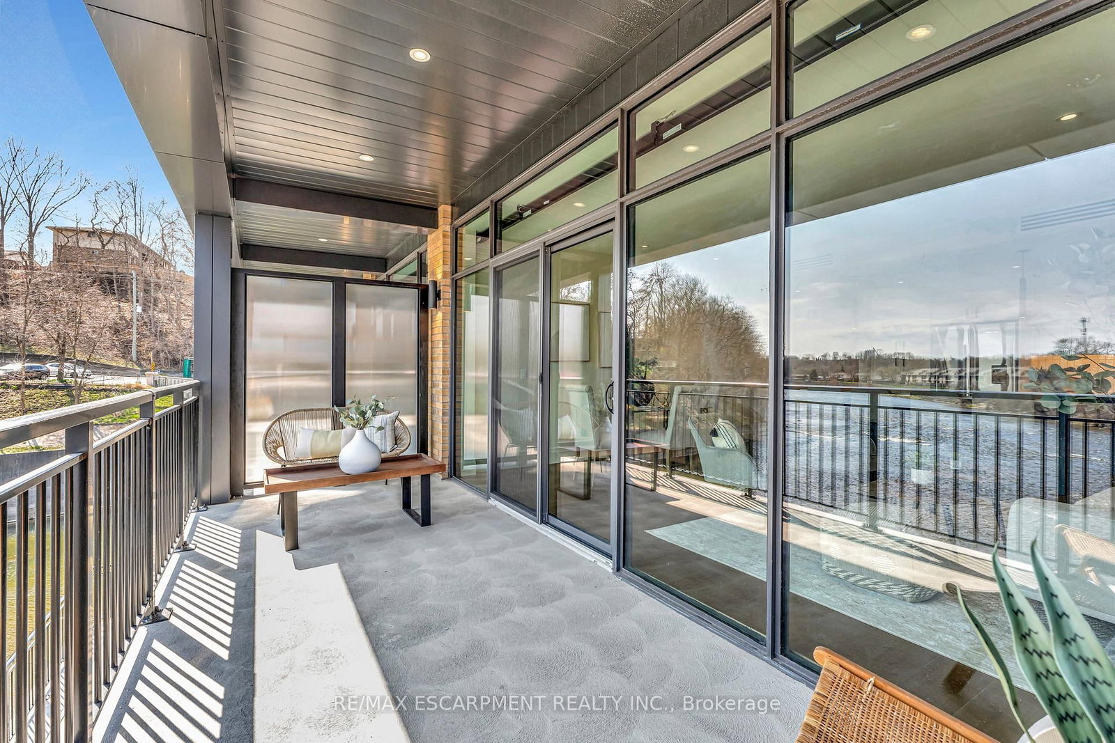 7 Grand River Street N, Unit 203 - Photo 27