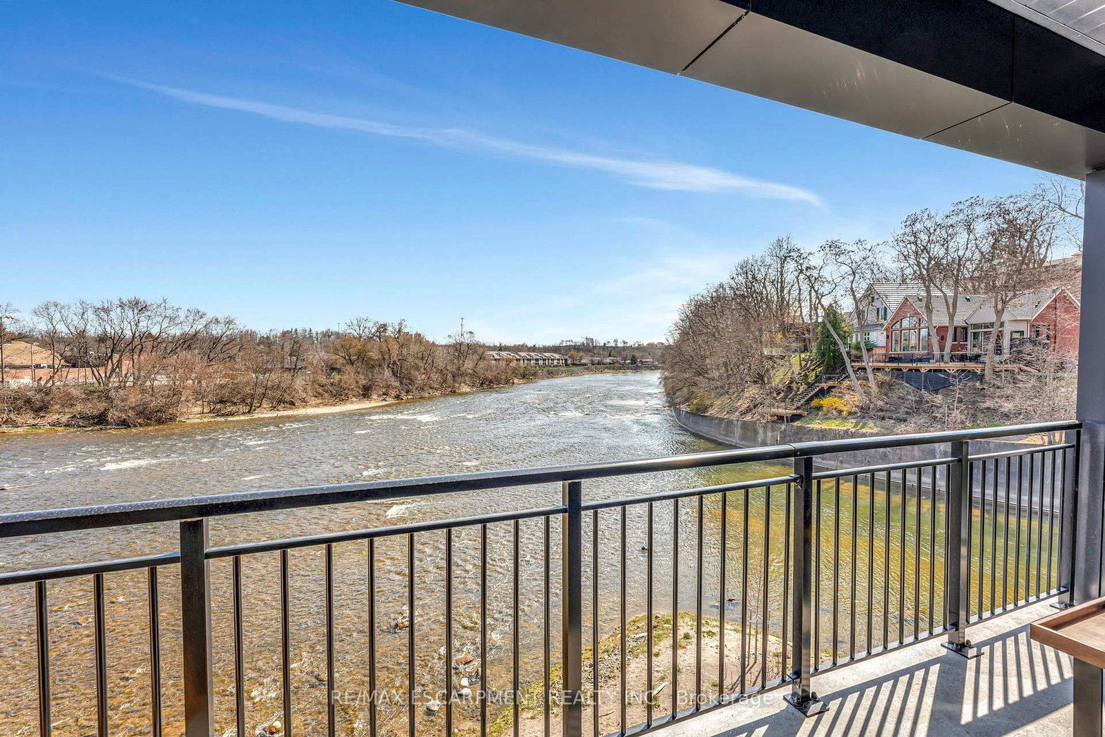 7 Grand River Street N, Unit 203 - Photo 28