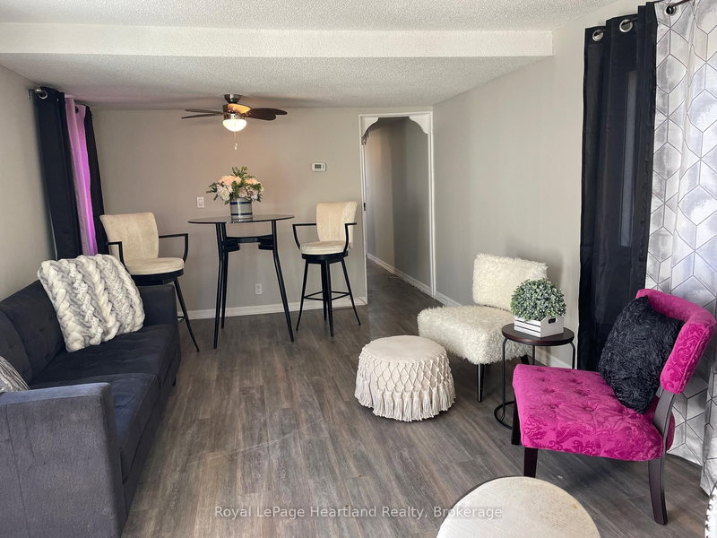 21 RUTH St, Ashfield-Colborne-Wawanosh, N7A 3Y3 | Image 2