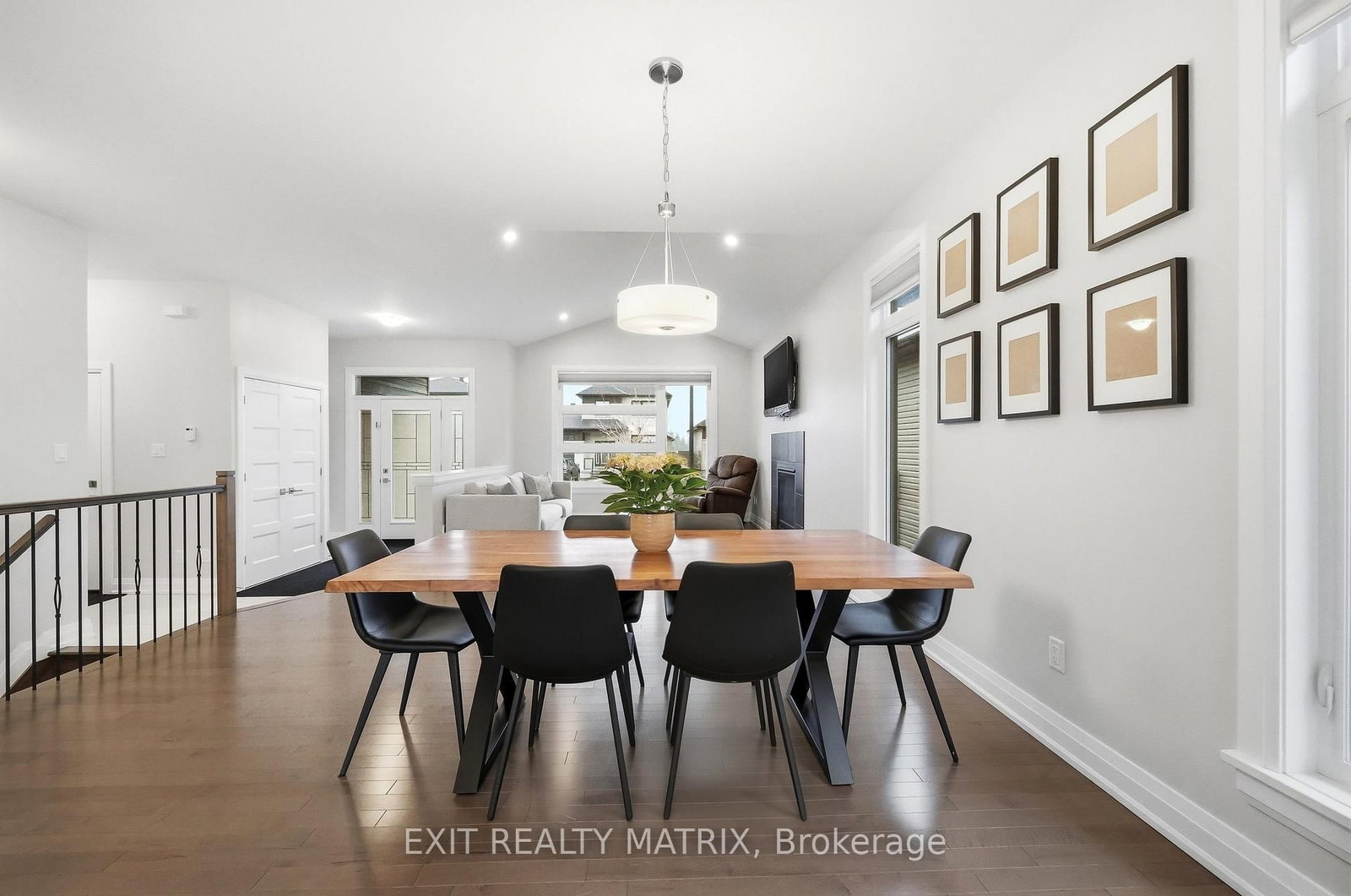 Detached House for sale at 397 COLMAR Street, Russell, Ontario, K0A 1W0 - Embrun - MLS: X13013778