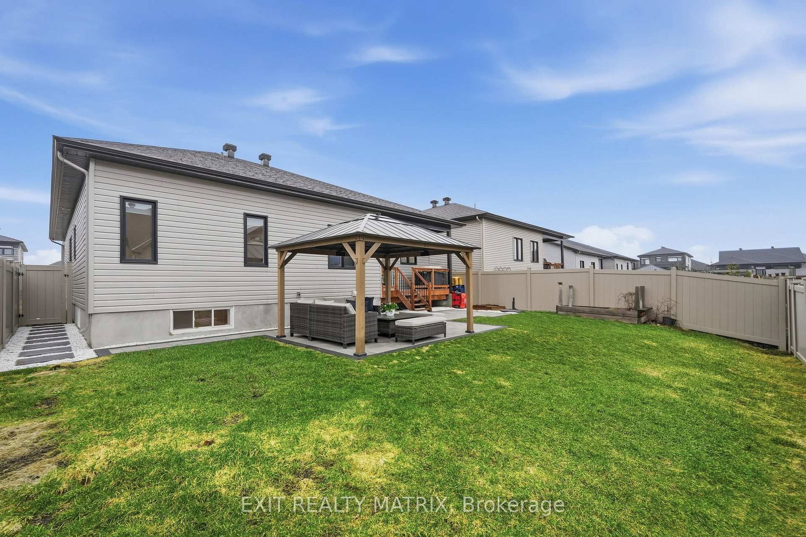 Detached House for sale at 397 COLMAR Street, Russell, Ontario, K0A 1W0 - Embrun - MLS: X13013778