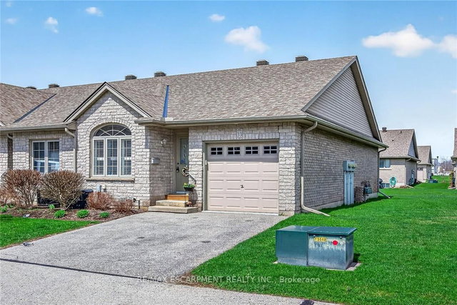 33 - 510 Queensway Street W