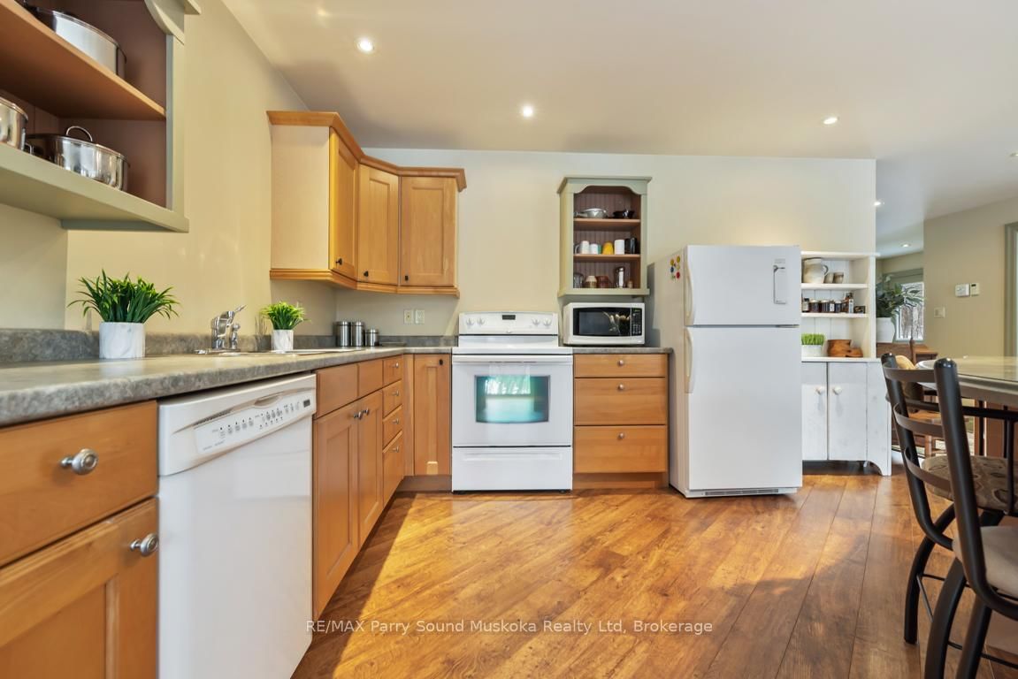 64 124 Highway • McDougall, ON photo 9