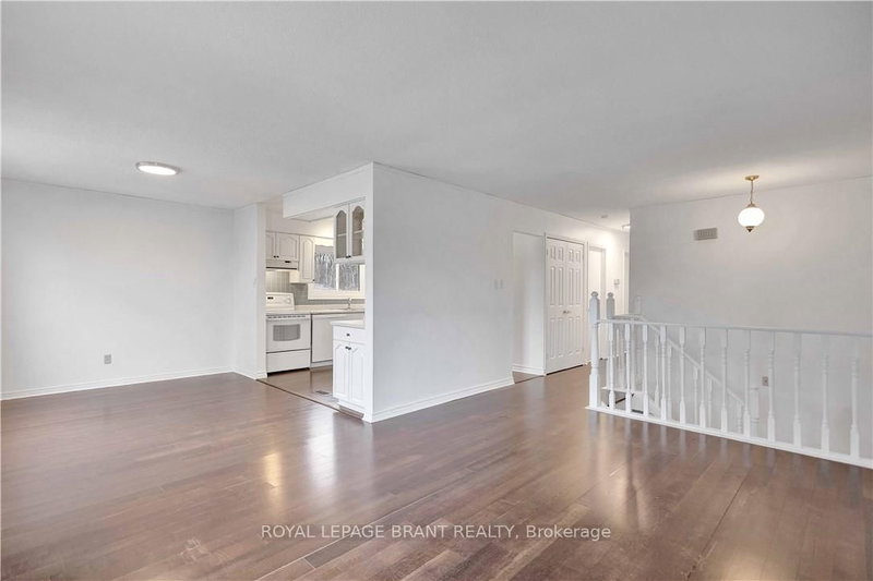 26 October Pl, Brantford, N3R 7B4 | Image 3