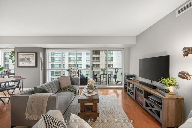 1804 - 445 Laurier Avenue West Avenue W