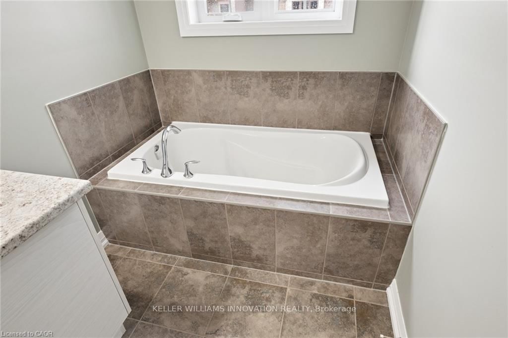 54 Bank Swallow Crescent - Photo 34