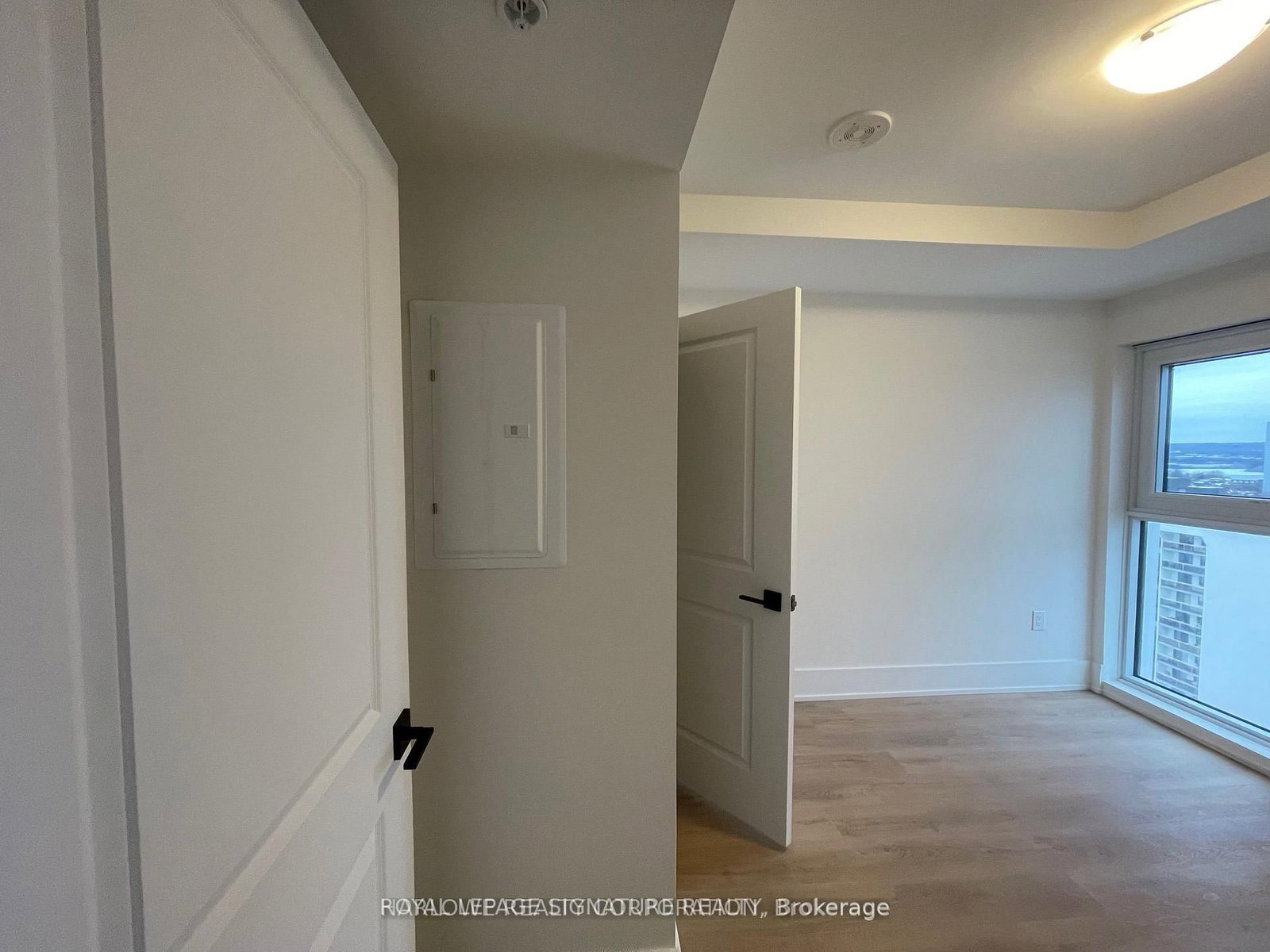 206 King Street W, Unit 1306 - Photo 6