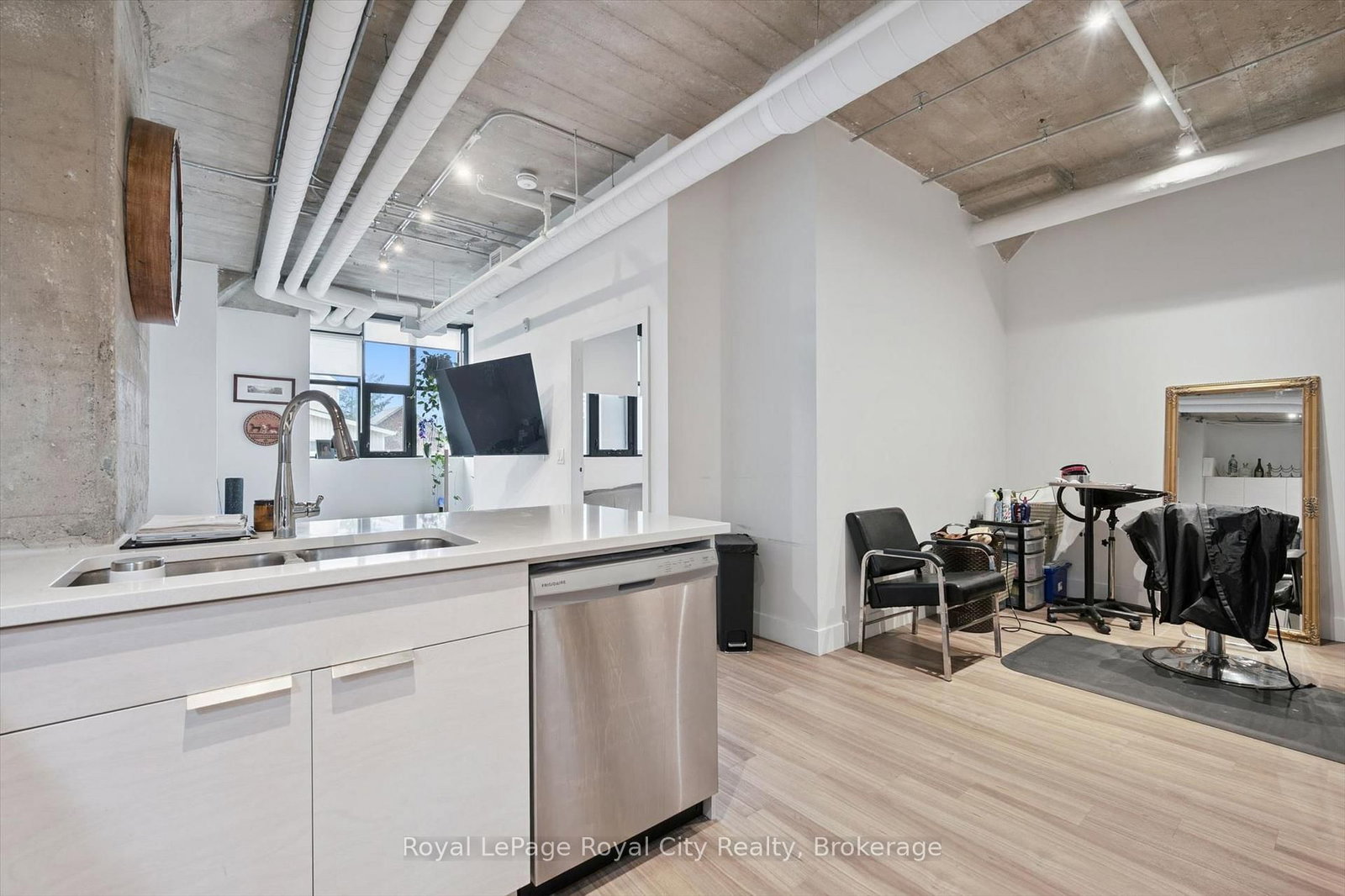 120 Huron Street, Unit 115 - Photo 12