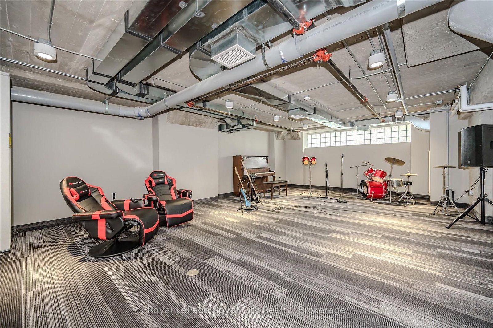 120 Huron Street, Unit 115 - Photo 29