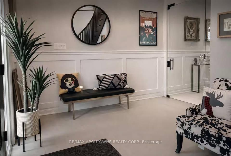 170 Humphrey Street, Unit Basement - Photo 2