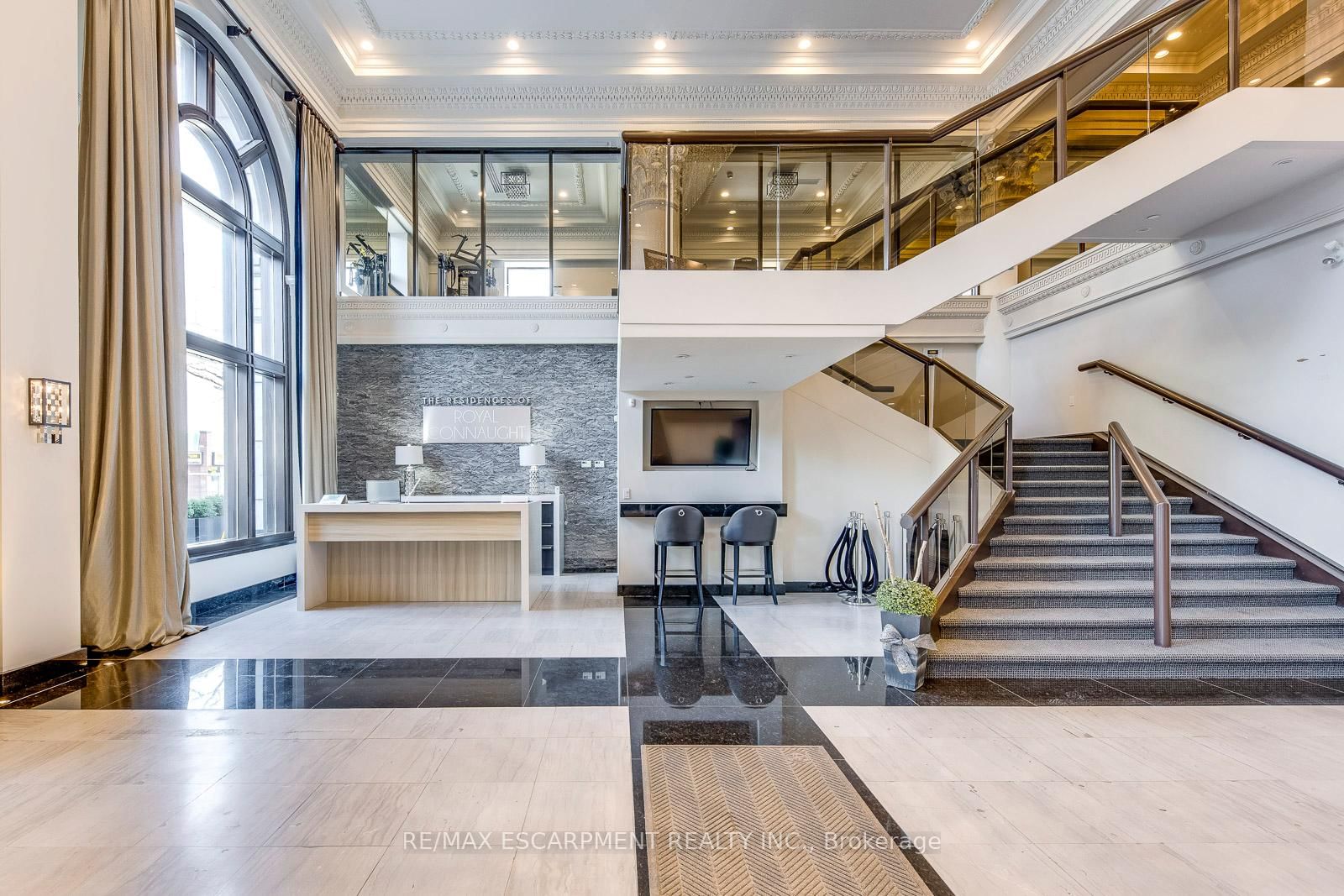 112 King Street E, Unit 905 - Photo 10