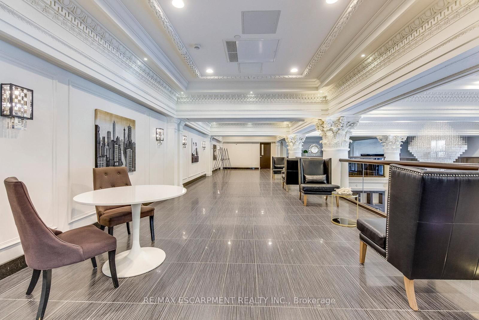 112 King Street E, Unit 905 - Photo 33