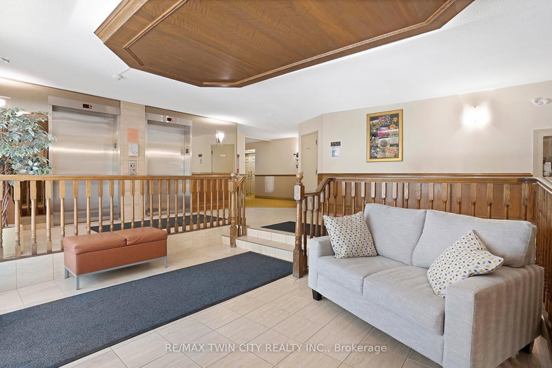 505 - 3267 King St, Kitchener, N2A 4A4 | Image 3