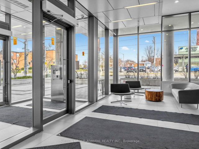 701 - 85 Duke Street W