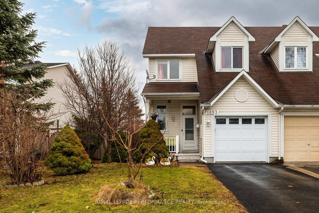 1893 Hennessy Crescent