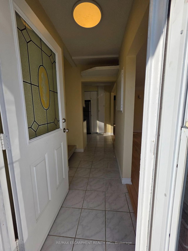 Upper - 62 Richwill Road