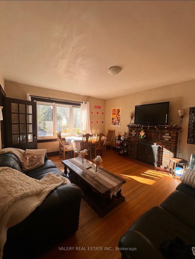 317 Victoria St Street, Kingston, Ontario image-0-1