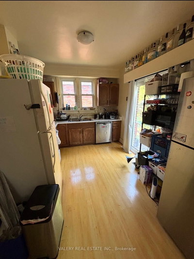 317 Victoria St Street, Kingston, Ontario image-0-3